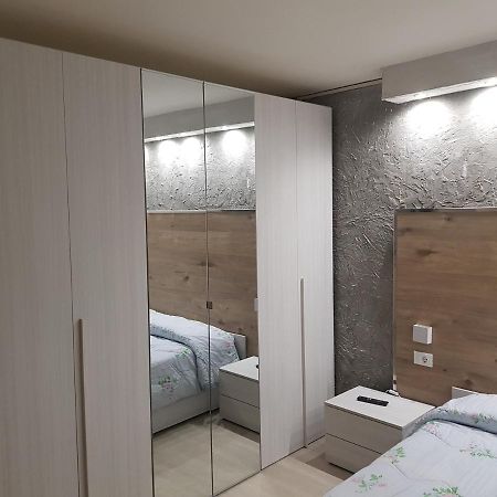 Massaro Apartments Via Bramante Pescara Ngoại thất bức ảnh