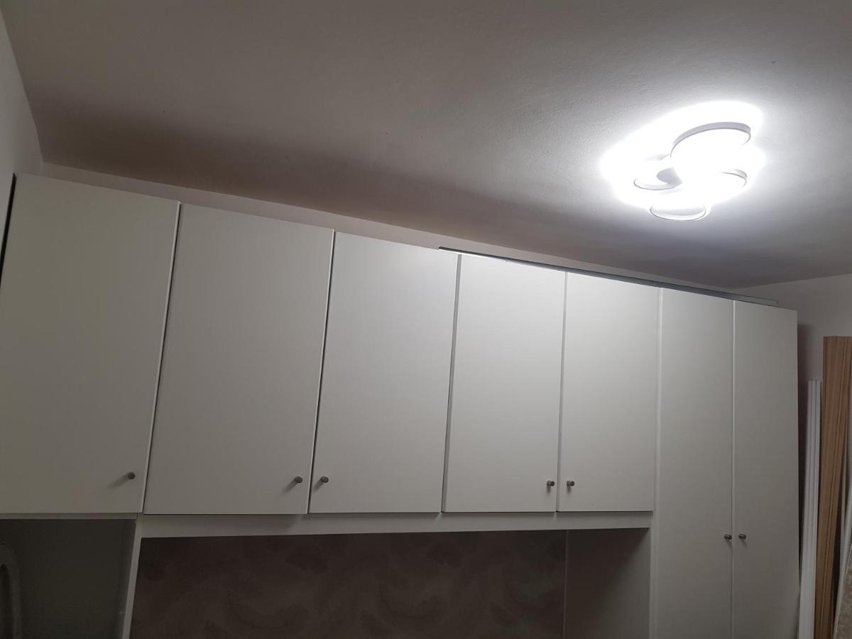 Massaro Apartments Via Bramante Pescara Ngoại thất bức ảnh
